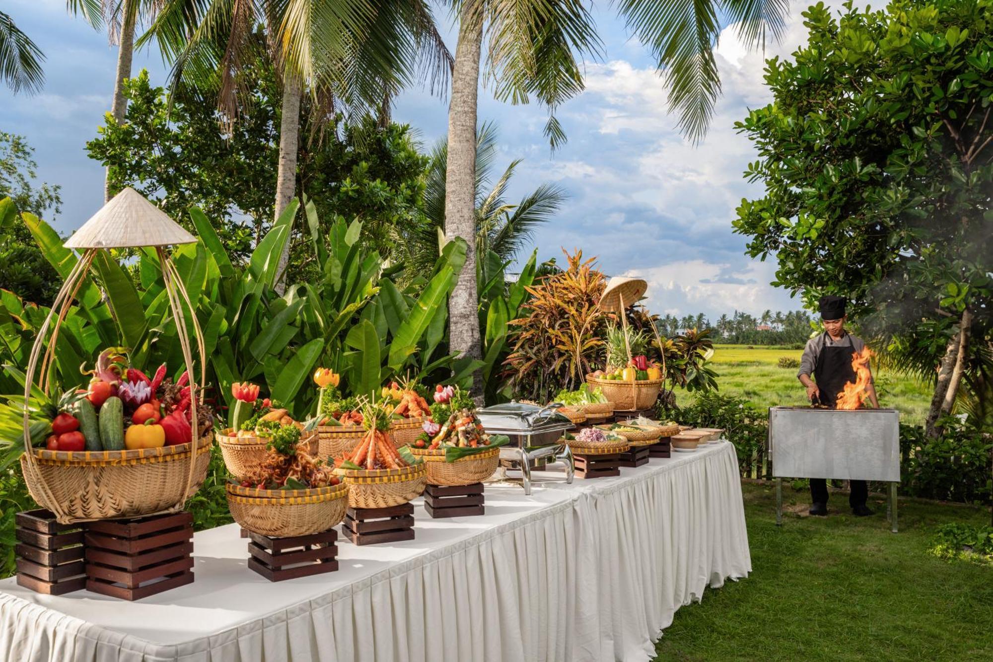 Legacy Hoi An Resort Bagian luar foto